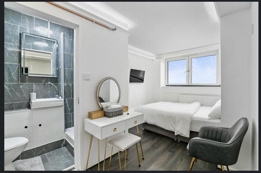 Southside Property Apartment London Exterior photo